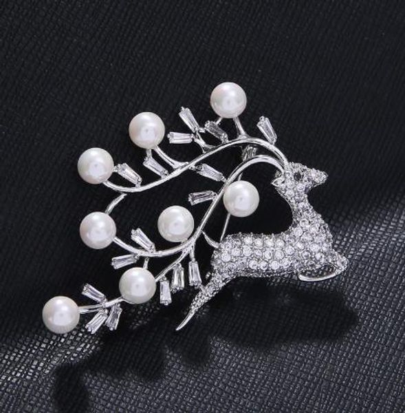 2019 brooch christmas deer model corsage european and american style pins scarf buckle imitation pearl brooch newly coat accessories, Gray
2019 brooch christmas deer model corsage european and american style pins scarf buckle imitation pearl brooch newly coat accessories, Gray