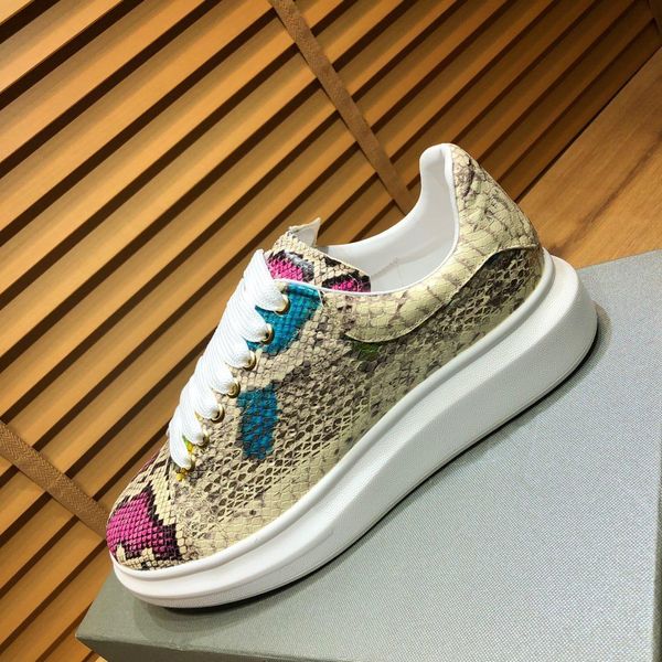 2020-2019p new luxury men's and women's casual shoes, fashion wild couple sports shoes, yards: 35-45
2020-2019p new luxury men's and women's casual shoes, fashion wild couple sports shoes, yards: 35-45