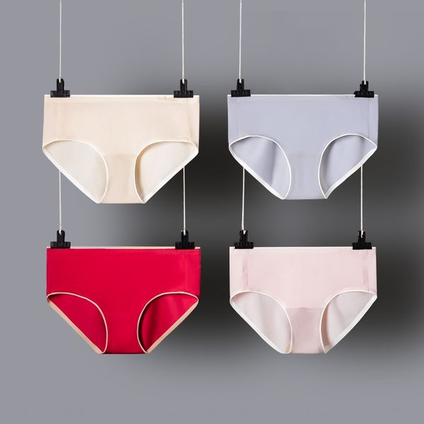 new boxed underpants underwear underpants seamless ice silk underwear women's bag hip breathable women's breifs 4-piece, Black;white
new boxed underpants underwear underpants seamless ice silk underwear women's bag hip breathable women's breifs 4-piece, Black;white