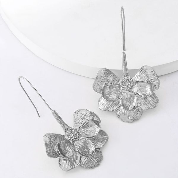 earrings2020 summer new alloy flower earhook earring earrings fashionable girl temperament earring, Golden
earrings2020 summer new alloy flower earhook earring earrings fashionable girl temperament earring, Golden