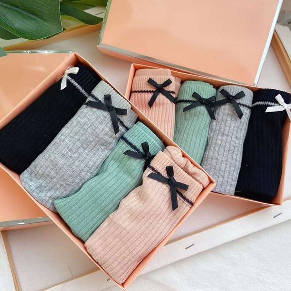 isebi new weimi 4-х частей shortsbutterfly shortsboxed хлопка середины талии резьбой bow бесшовные дышащие женские breifs new weimi 4-х част, Black;white
isebi new weimi 4-х частей shortsbutterfly shortsboxed хлопка середины талии резьбой bow бесшовные дышащие женские breifs new weimi 4-х част, Black;white