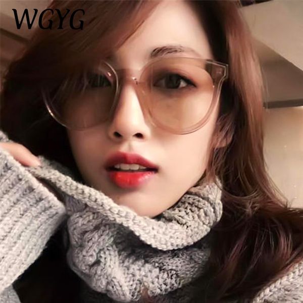 new classic edging ladies sunglasses female retro designer fashion sunglasses uv400, White;black
new classic edging ladies sunglasses female retro designer fashion sunglasses uv400, White;black