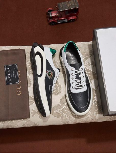 2019g new summer men's white shoes, comfortable flat shoes fashion sports shoes, all in the original packaging, male code 38-44, Black
2019g new summer men's white shoes, comfortable flat shoes fashion sports shoes, all in the original packaging, male code 38-44, Black