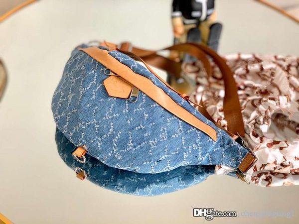 women's shoulder bag 2020 new female chest printed bags fashionable joker small purse inclined shoulder waist backpacks fanny pack
women's shoulder bag 2020 new female chest printed bags fashionable joker small purse inclined shoulder waist backpacks fanny pack