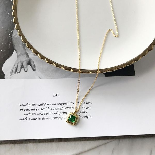 925 sterling silver gold chain square deep green crystal pendant short clavicle necklace for women fashion jewelry necklaces 1pc
925 sterling silver gold chain square deep green crystal pendant short clavicle necklace for women fashion jewelry necklaces 1pc