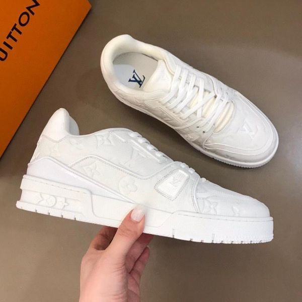 047 high-quality men's casual sports shoes and designer luxury outdoor casual shoes, the original box size is 38-45, Black
047 high-quality men's casual sports shoes and designer luxury outdoor casual shoes, the original box size is 38-45, Black