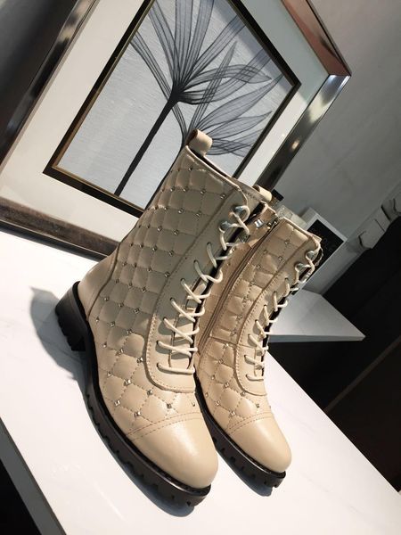 2020a fashion long boots leather patent leather trend martin boots calf leather rivet boots black mesh boots, with box us4-10
2020a fashion long boots leather patent leather trend martin boots calf leather rivet boots black mesh boots, with box us4-10