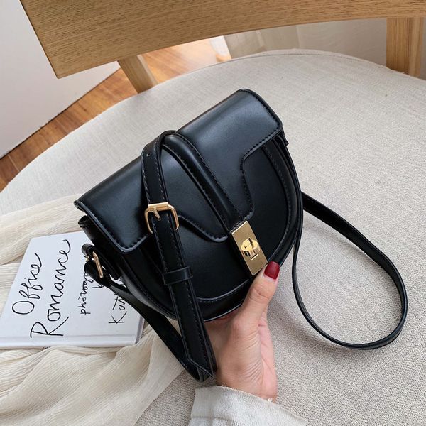 female saddle shoulder crossbody bags for women 2020 leather luxury handbags famous brand designer ladies hand sling sac a main
female saddle shoulder crossbody bags for women 2020 leather luxury handbags famous brand designer ladies hand sling sac a main