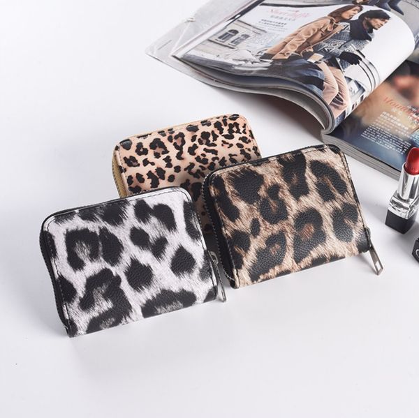 fashionable leopard wallet, pu leather, with multiple compartments inside, korean version, horizontal shape, Red;black
fashionable leopard wallet, pu leather, with multiple compartments inside, korean version, horizontal shape, Red;black