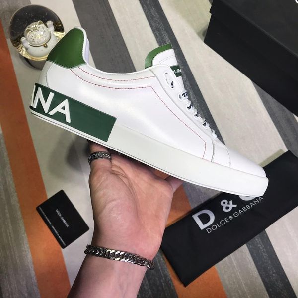 2019b summer new men's tide shoes, comfortable flat shoes fashion shoes, all in the original packaging, male code 38-4411, Black
2019b summer new men's tide shoes, comfortable flat shoes fashion shoes, all in the original packaging, male code 38-4411, Black