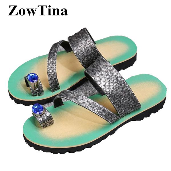 men platform summer slippers crystal flats flip flops shoes man serpentine leather sandalias hombre fashion zapatos mujer, Black
men platform summer slippers crystal flats flip flops shoes man serpentine leather sandalias hombre fashion zapatos mujer, Black