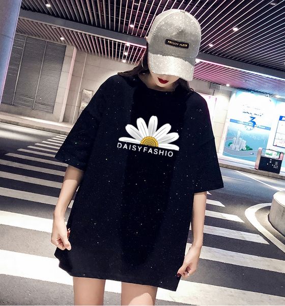 women's short-sleeved t-shirt 2020 new daisy korean women's large long skirt t-shirt long skirt size shiny mid-length top, White
women's short-sleeved t-shirt 2020 new daisy korean women's large long skirt t-shirt long skirt size shiny mid-length top, White