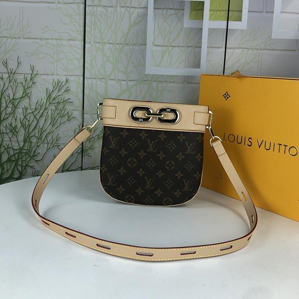 new arrival women bag leather crossbody bag luxury designer womens shoulder bags ladies simple style zipper messenger bags with origin box
new arrival women bag leather crossbody bag luxury designer womens shoulder bags ladies simple style zipper messenger bags with origin box