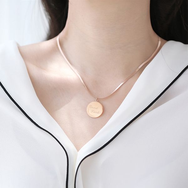 yun ruo fashion snake chain good luck pendant necklace rose gold color titanium steel jewelry woman never fade drop shipping, Silver
yun ruo fashion snake chain good luck pendant necklace rose gold color titanium steel jewelry woman never fade drop shipping, Silver