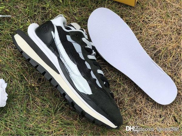 authentic sacai x pegasus vaporfly sp men running shoes black summit white pure platinum man sports sneakers with box
authentic sacai x pegasus vaporfly sp men running shoes black summit white pure platinum man sports sneakers with box