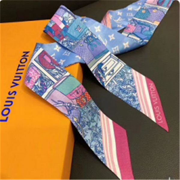1002 the latest big brand luxury feeling traditional old flower logo double-sided printing ribbon double-layer silk has many unique uses, Blue;gray
1002 the latest big brand luxury feeling traditional old flower logo double-sided printing ribbon double-layer silk has many unique uses, Blue;gray