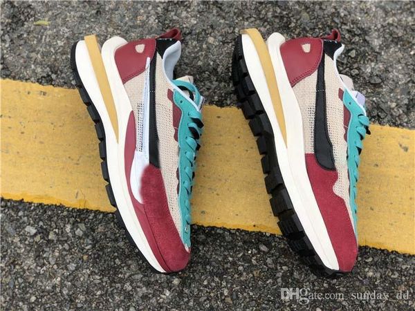 2020 authentic sacai pegasus vaporfly sp men running shoes sail sport fuchsia light bone game royal man sneakers with box
2020 authentic sacai pegasus vaporfly sp men running shoes sail sport fuchsia light bone game royal man sneakers with box