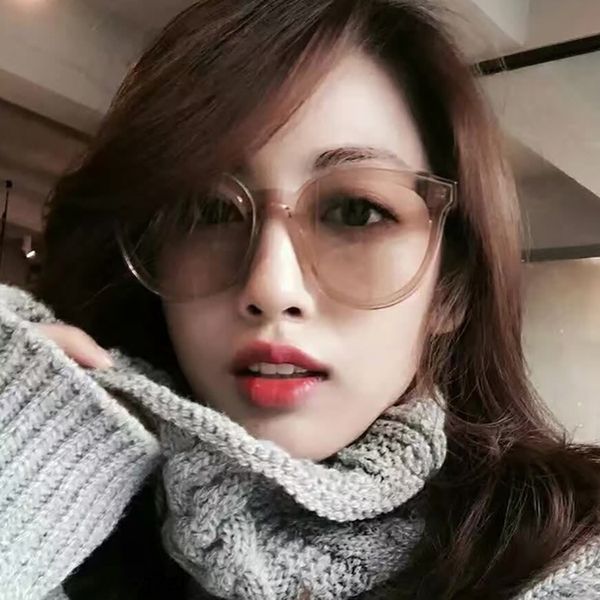 new transparent color tiktok internet red sunglasses fashion sun glasses 5132 fashionable women fashion internet red sunglasses, White;black
new transparent color tiktok internet red sunglasses fashion sun glasses 5132 fashionable women fashion internet red sunglasses, White;black