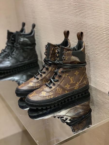 new8 ladies casual boots fashion wild women's shoes thick bottom ladies martin boots original box packaging fast delivery, Black
new8 ladies casual boots fashion wild women's shoes thick bottom ladies martin boots original box packaging fast delivery, Black