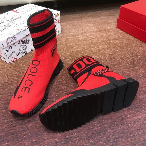 new14 luxury casual shoes fashion wild sports socks shoes outdoor comfortable breathable men and women shoes original box packaging, Black
new14 luxury casual shoes fashion wild sports socks shoes outdoor comfortable breathable men and women shoes original box packaging, Black