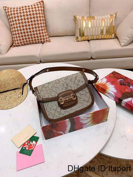 contracted waterproof nylon fabric with cow leather lady single shoulder bag purses totes female package luxury women handbags
contracted waterproof nylon fabric with cow leather lady single shoulder bag purses totes female package luxury women handbags