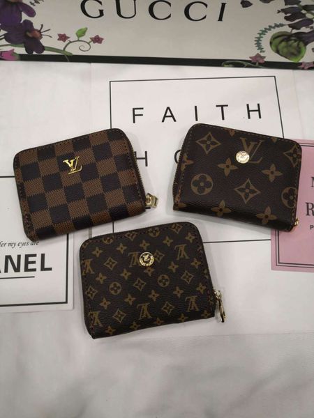 fashion luxury designer zipper card bag print leather gg purse for mens womens di̴or credit bag wallet lv louis vuitton, White
fashion luxury designer zipper card bag print leather gg purse for mens womens di̴or credit bag wallet lv louis vuitton, White