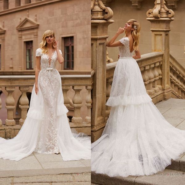 2020 lace wedding dresses v neck capped sleeve appliques mermaid beach bridal gowns custom made backless detachable train wedding dress, White
2020 lace wedding dresses v neck capped sleeve appliques mermaid beach bridal gowns custom made backless detachable train wedding dress, White