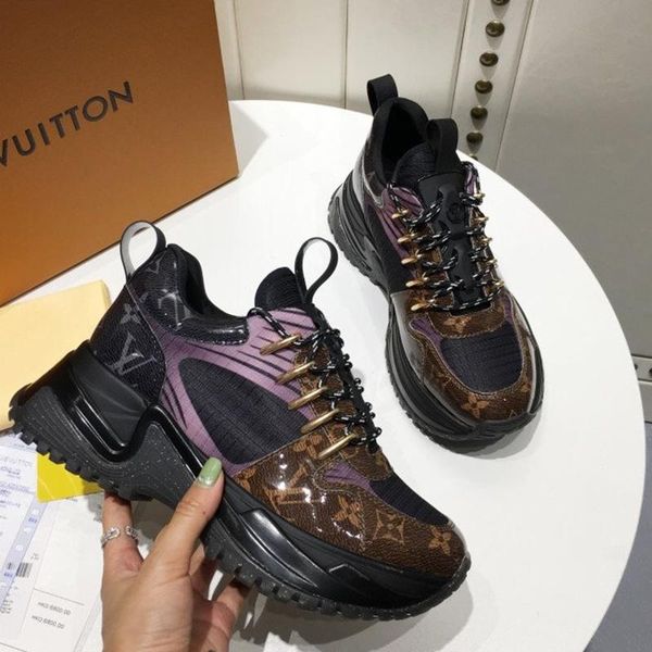 053 new designer luxury women's casual fashion shoes, women's outdoor casual shoes, high-quality materials, with original box, Black
053 new designer luxury women's casual fashion shoes, women's outdoor casual shoes, high-quality materials, with original box, Black
