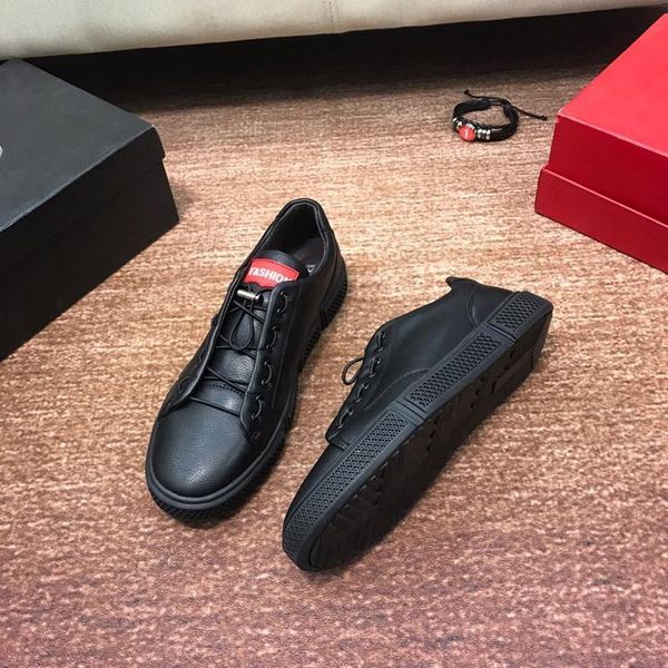 2020t new high-end men's leather elastic laces youth low-casual shoes, high-quality fashionable outdoor sports shoes, size: 38-451, Black
2020t new high-end men's leather elastic laces youth low-casual shoes, high-quality fashionable outdoor sports shoes, size: 38-451, Black