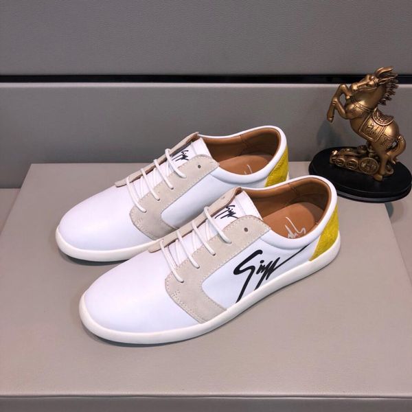 2019y limited edition new men's leather casual shoes, wild sports shoes, lace-up shoes, original box packaging: 38-44, Black
2019y limited edition new men's leather casual shoes, wild sports shoes, lace-up shoes, original box packaging: 38-44, Black