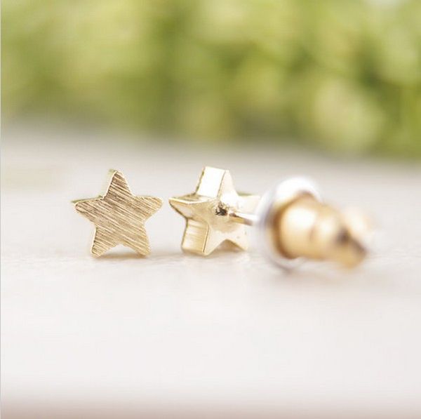 fashion five-pointed star earring wire drawing surface stud earrings for women wholesale delicate gold and silver star earring, Golden;silver
fashion five-pointed star earring wire drawing surface stud earrings for women wholesale delicate gold and silver star earring, Golden;silver