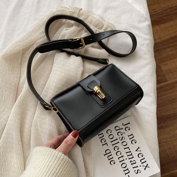 designer- pu solid leather crossbody bags for women 2020 shoulder messenger bag female handbags ladies hand sling bag
designer- pu solid leather crossbody bags for women 2020 shoulder messenger bag female handbags ladies hand sling bag