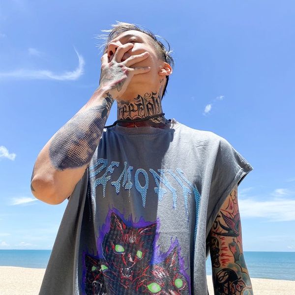 tkpa harajuku punk hip-hop t-shirt men's over size loose casual worn out ins sleeveless vest trend, White;black
tkpa harajuku punk hip-hop t-shirt men's over size loose casual worn out ins sleeveless vest trend, White;black