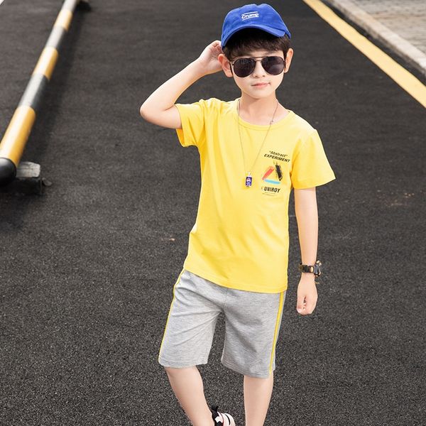boy's 2020 new medium and large children's casual all-match t-shirt korean fashion children's t-shirt coat short sleeve top, Blue
boy's 2020 new medium and large children's casual all-match t-shirt korean fashion children's t-shirt coat short sleeve top, Blue
