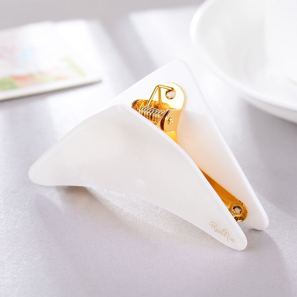 acrylic hair claw clip gold teeth alloy korean style hair jewelry triangle clamp ld52, Golden;silver
acrylic hair claw clip gold teeth alloy korean style hair jewelry triangle clamp ld52, Golden;silver