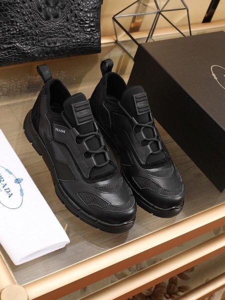 176designers create menmens outdoor travel shoes, trendy leisure all-match sports shoes, jogging shoes, original packaging and box delivery, Black
176designers create menmens outdoor travel shoes, trendy leisure all-match sports shoes, jogging shoes, original packaging and box delivery, Black