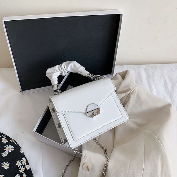 cover women fashion handbag small flap tote chains crossbody messenger bag sac a main femme purse bolsos para
cover women fashion handbag small flap tote chains crossbody messenger bag sac a main femme purse bolsos para