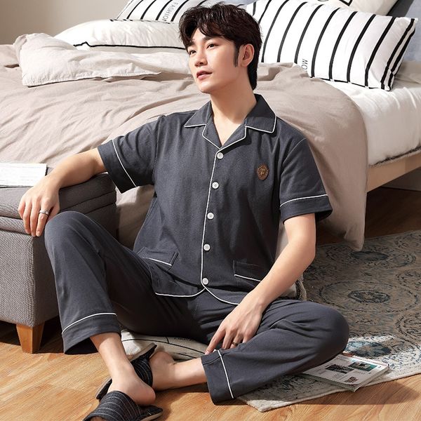 men's cotton summer short-sleeved trousers cotton men's lapel loose casual thin home pajamas pajamas home two-piece set, Black;brown
men's cotton summer short-sleeved trousers cotton men's lapel loose casual thin home pajamas pajamas home two-piece set, Black;brown