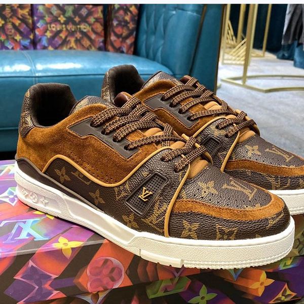 17 designer high-quality men's casual sports shoes and luxury outdoor casual shoes, the original box size is 38-45, Black
17 designer high-quality men's casual sports shoes and luxury outdoor casual shoes, the original box size is 38-45, Black