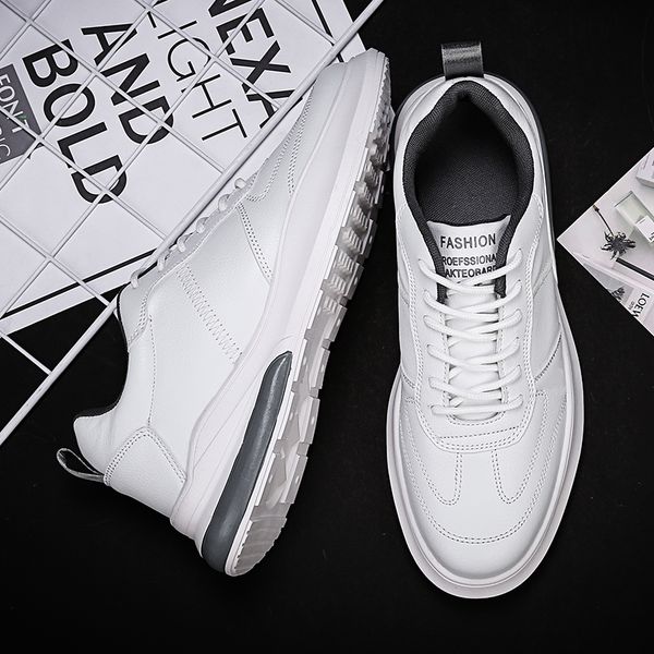 men's sports shoes leisure fitness breathable non-slip shockproof comfortable lightweight outdoor wear sneakers
men's sports shoes leisure fitness breathable non-slip shockproof comfortable lightweight outdoor wear sneakers