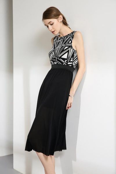 summer dress women 2020 empire sleeveless elegant office lady geometric design o-neck black party dresses, Black;gray
summer dress women 2020 empire sleeveless elegant office lady geometric design o-neck black party dresses, Black;gray