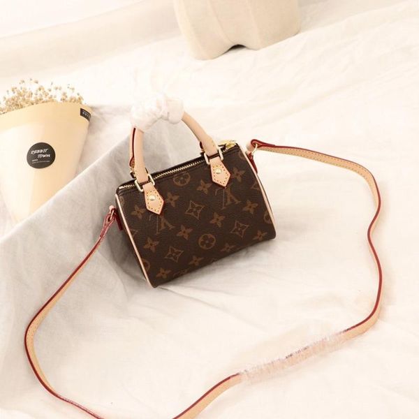 new arrival womens leather mini bolso bandolera ladies shoulder bag crossbody bags hand bag designer luxury handbags purses drop ship
new arrival womens leather mini bolso bandolera ladies shoulder bag crossbody bags hand bag designer luxury handbags purses drop ship