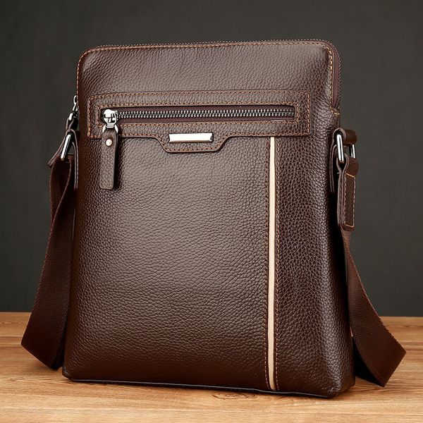men bag 2020 new simple fashion crossbody bag pu leather male zipper solid color business shoulder men small briefcase
men bag 2020 new simple fashion crossbody bag pu leather male zipper solid color business shoulder men small briefcase