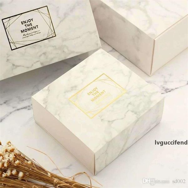 portable gift box small fresh square packing boxs simple three strand rope marbling gilding silver 3rxc1
portable gift box small fresh square packing boxs simple three strand rope marbling gilding silver 3rxc1