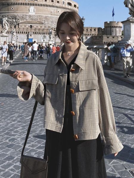 french plaid jacket female spring and autumn korean version loose bf retro hong kong flavor wild fried street short tooling jack, Black;brown
french plaid jacket female spring and autumn korean version loose bf retro hong kong flavor wild fried street short tooling jack, Black;brown