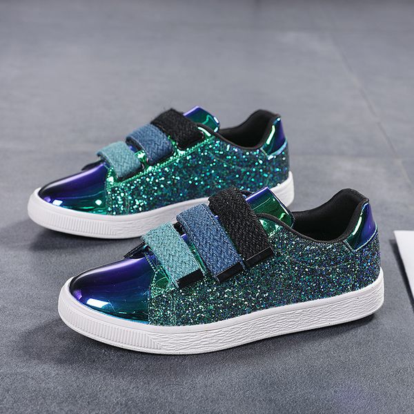 2020 new arrival fashion sneakers women bling flats shoes ladies outdoor walking shoes woman gold glitter ladies size36-41, Black
2020 new arrival fashion sneakers women bling flats shoes ladies outdoor walking shoes woman gold glitter ladies size36-41, Black