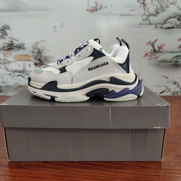 2020ds designer to create casual and comfortable all-match sports shoes, travel shoes outsole non-slip design with original box delivery, Black 
2020ds designer to create casual and comfortable all-match sports shoes, travel shoes outsole non-slip design with original box delivery, Black