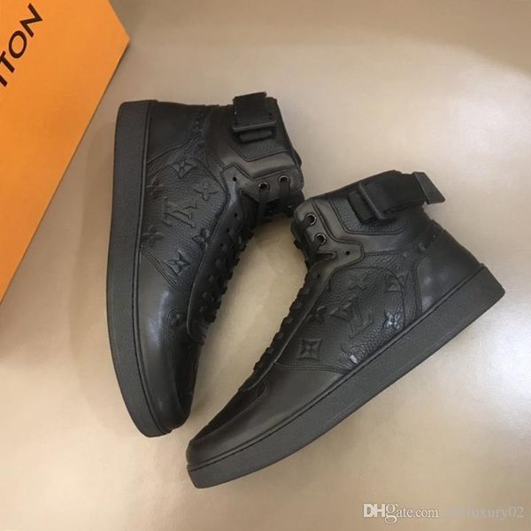 2021 luxury rivoli sneaker boot men 's shoes autumn and winter lightweight shoes vintage plus size lace -up casual men shoes manner sc, Black 
2021 luxury rivoli sneaker boot men 's shoes autumn and winter lightweight shoes vintage plus size lace -up casual men shoes manner sc, Black