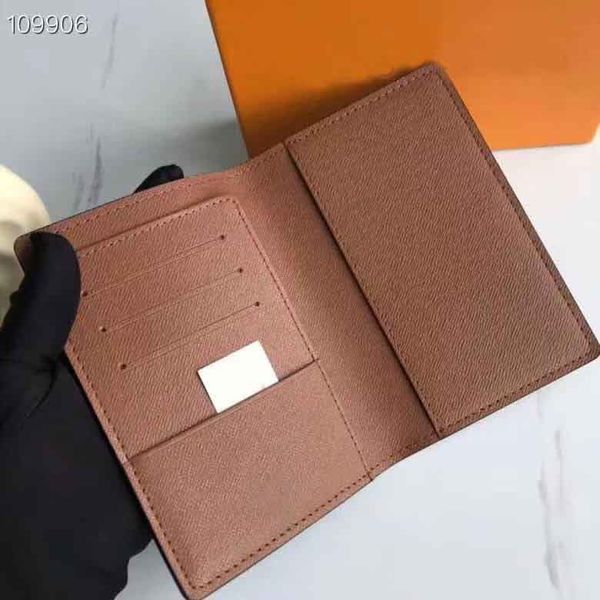 mens passport holder women wallet card holder leather women purse covers for passports with box dust bag, Red;black
mens passport holder women wallet card holder leather women purse covers for passports with box dust bag, Red;black