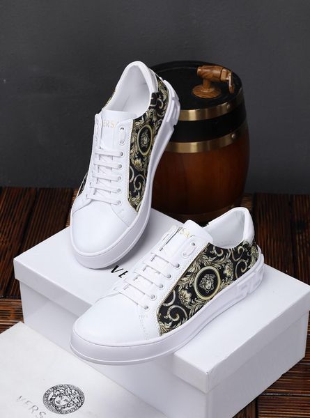 2019h luxury men's trend casual shoes, leather wild sports shoes, lace-up shoes, original packaging delivery 38-45, Black
2019h luxury men's trend casual shoes, leather wild sports shoes, lace-up shoes, original packaging delivery 38-45, Black
